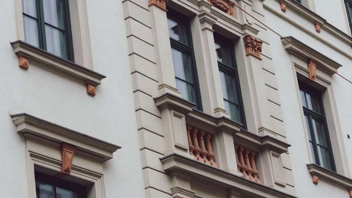 Bonie elewacyjne: nowoczesne podejście do dekoracji fasad